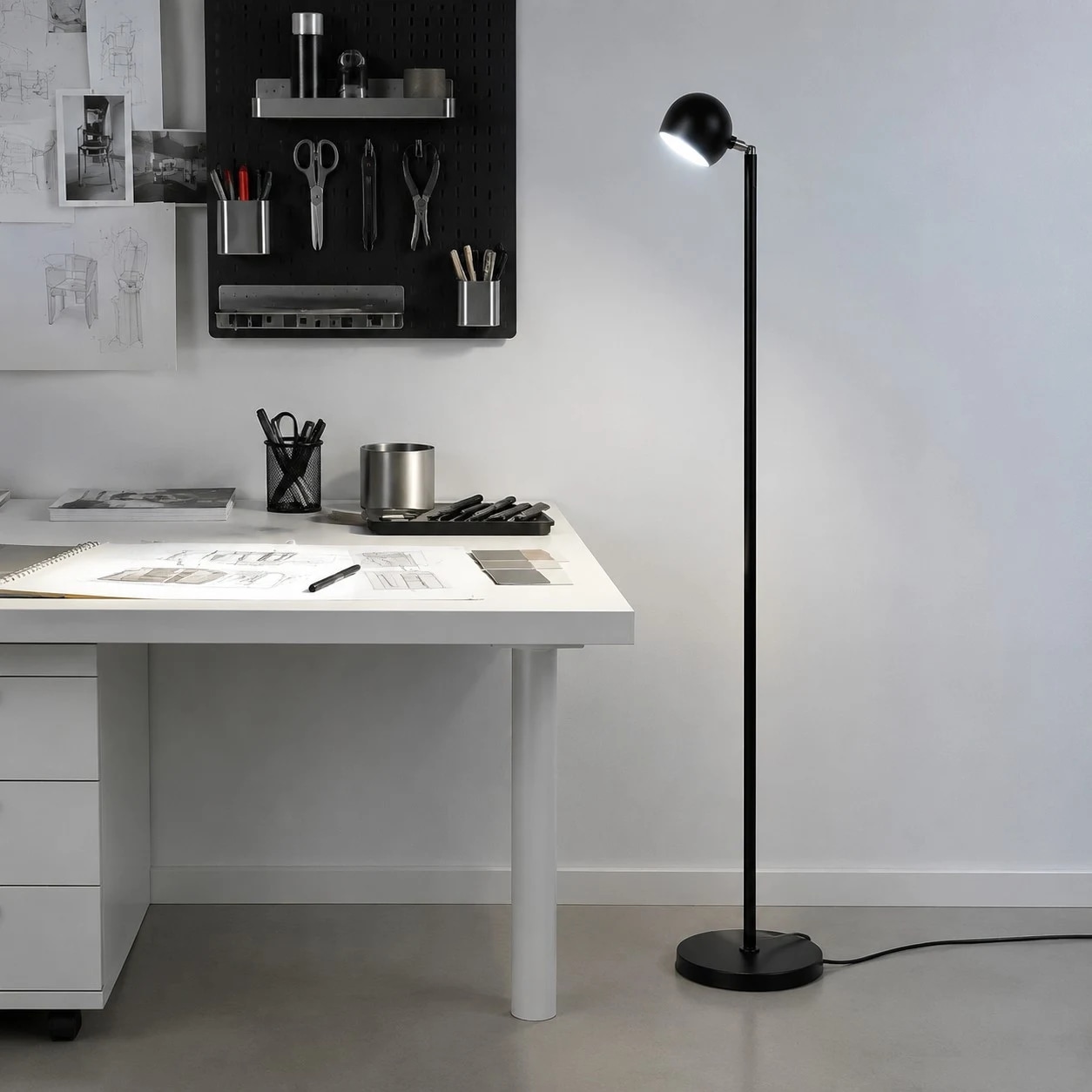 Minimalist Black Smart Remote Floor Lamp