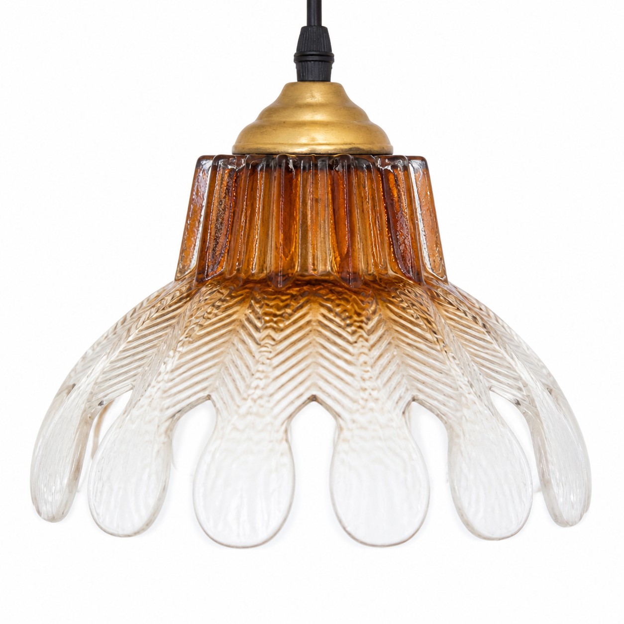 Gradient Fluted Glass Flower Pendant Light detail image 4