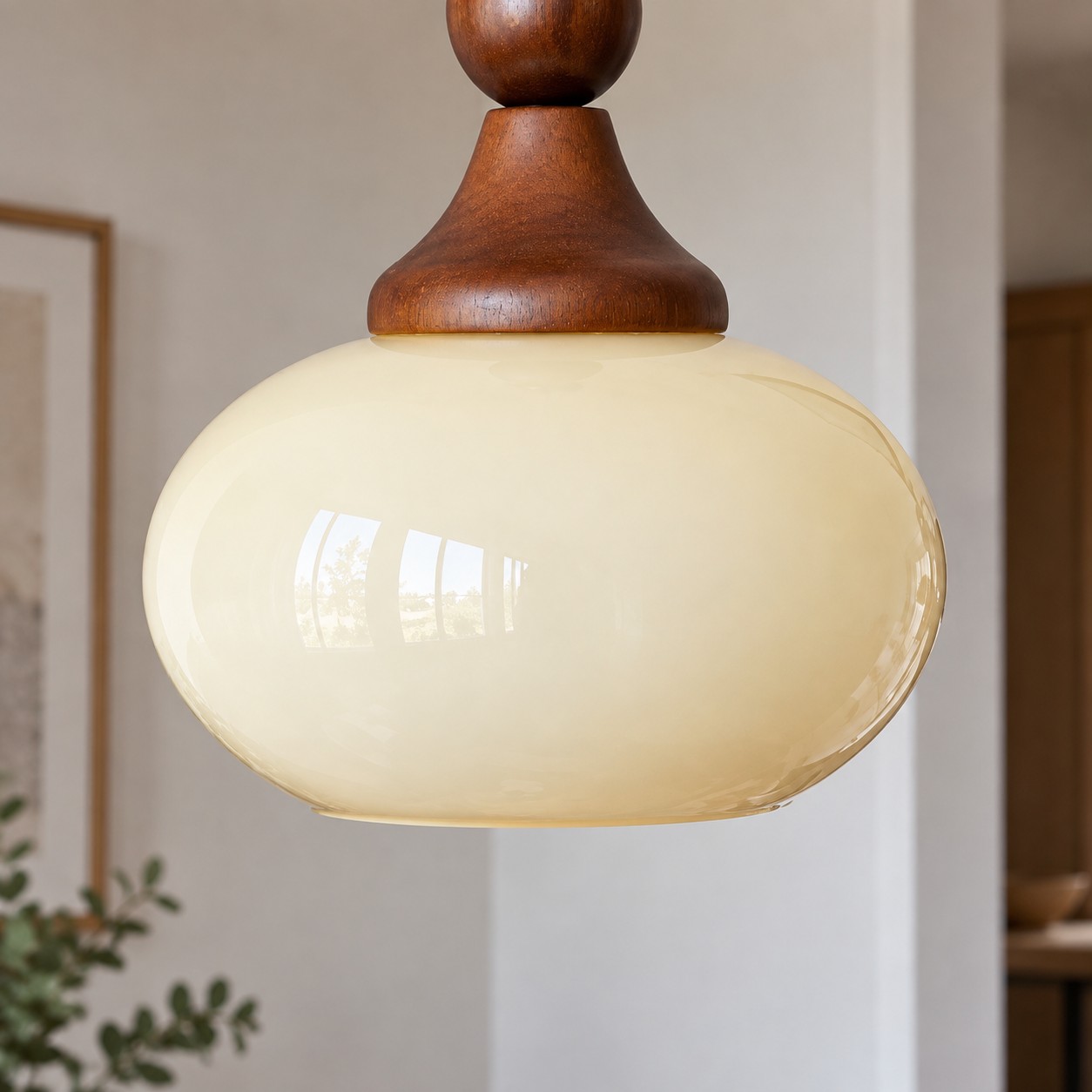 Cream glass detail